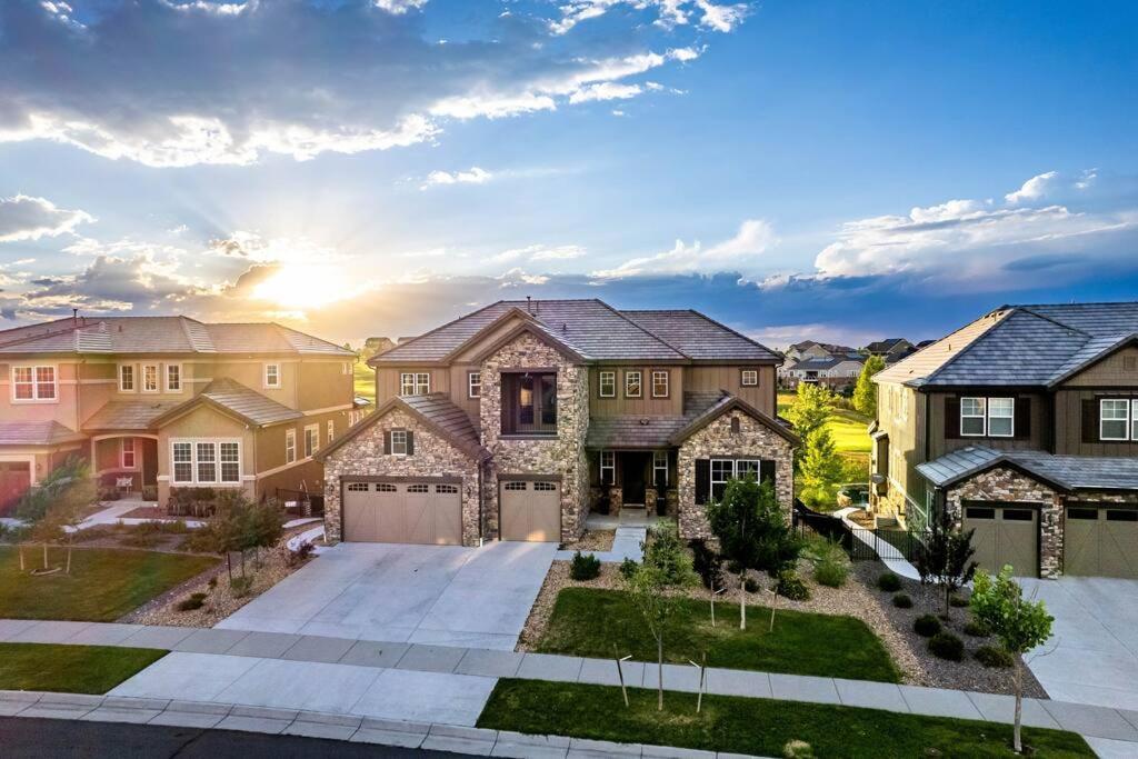 Sunset Casa: Exquisite Home + Golf Lake Views Aurora Exterior photo